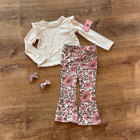 NWT Size 2T toddler girl btween outfit with matching bows - Picture 1 of 4